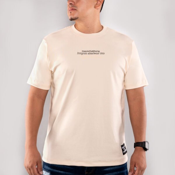 Camiseta Beige en Tela Qatar – Minimalist "Outside"