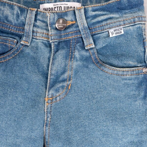 Jeans-denim-urbano-nino-azul-verdoso-clasico-2 detalles jean azul verdoso clásico Impacto Urban