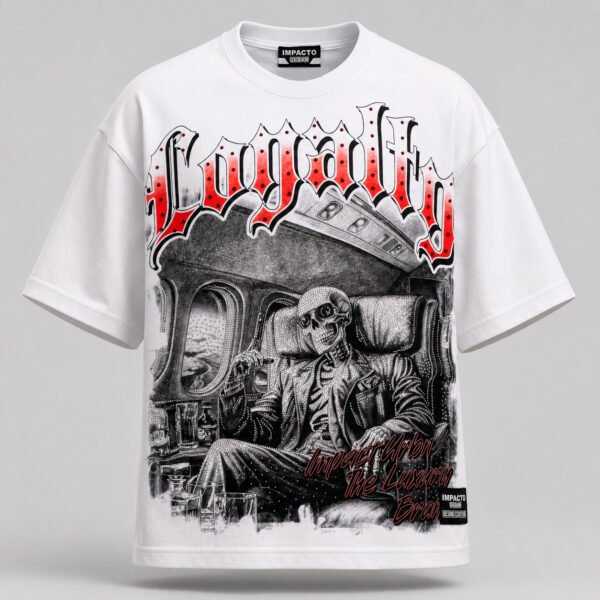 Camiseta oversize para hombre Loyalty con pedrería vista frontal