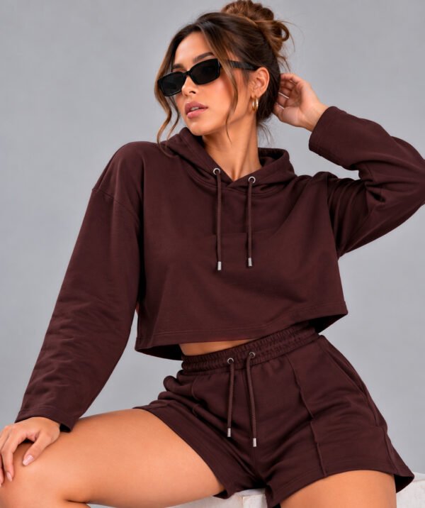 conjunto-mujer-burda-stretch-vino-tinto Conjunto casual para mujer color vino tinto con capucha y short